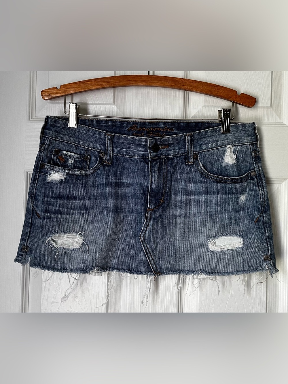 Abercrombie & Fitch Vintage Y2K Faded Blue Distressed Denim Micro Mini Skirt